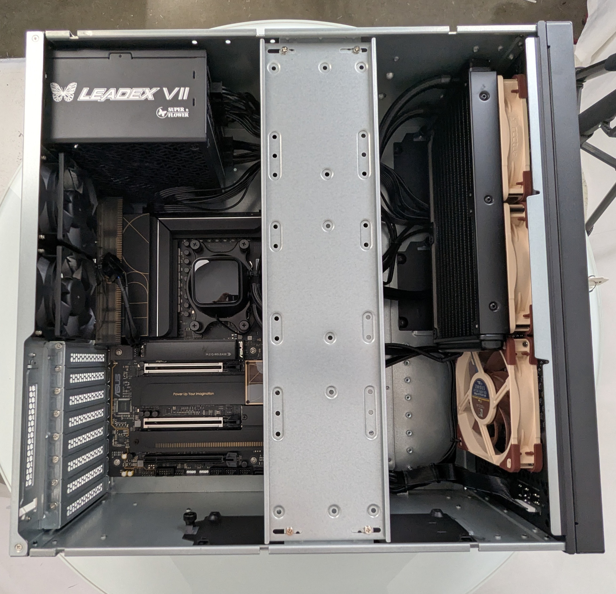part photo